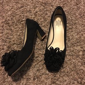 2/$18💜Block Heel Pumps